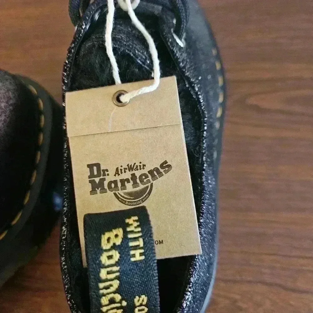 Dr. Martin's  1461 Quad Platform Derby Faux Fur Lined Shimmered Metallic Size 7